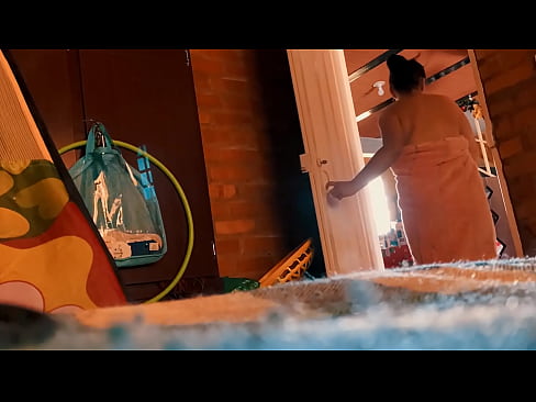 ❤️ Mamang kuring nuturkeun kuring kana pancuran, anjeunna bangsat kuring bari kuring mandi. ️ video bangsat  dina su.tubsexercom.ru ❌