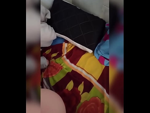 ❤️ Babaturan sakamar kuring cicing di bumi nyalira sabab salakina nuju liburan sareng kuring nyandak kasempetan pikeun bangsat sareng ngeusian buritna ku susu. ️ video bangsat  dina su.tubsexercom.ru ❌